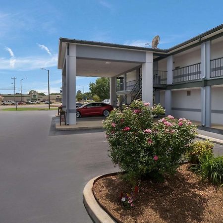 Econo Lodge Ripley Exterior photo