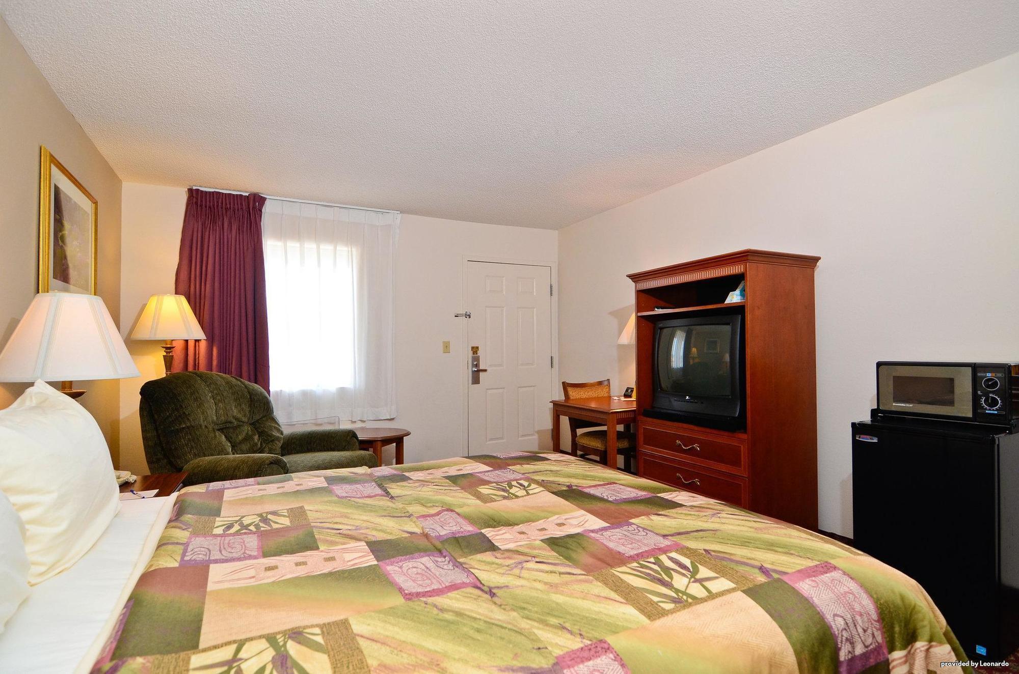 Econo Lodge Ripley Room photo