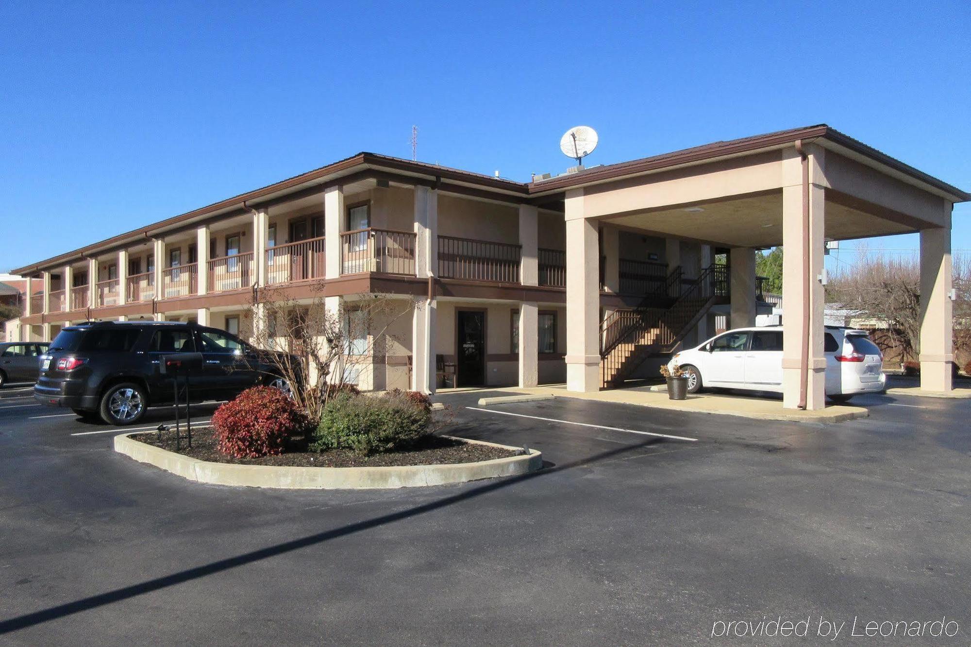 Econo Lodge Ripley Exterior photo