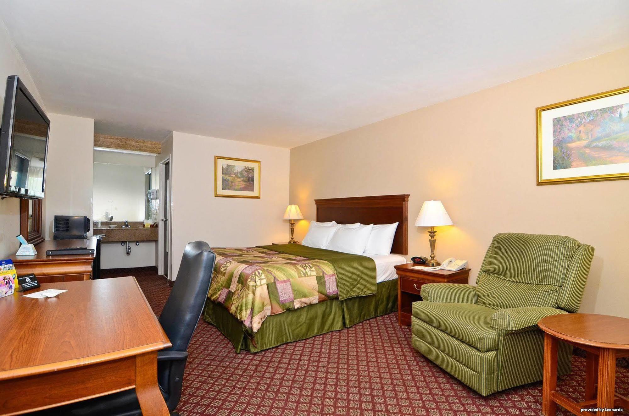 Econo Lodge Ripley Exterior photo