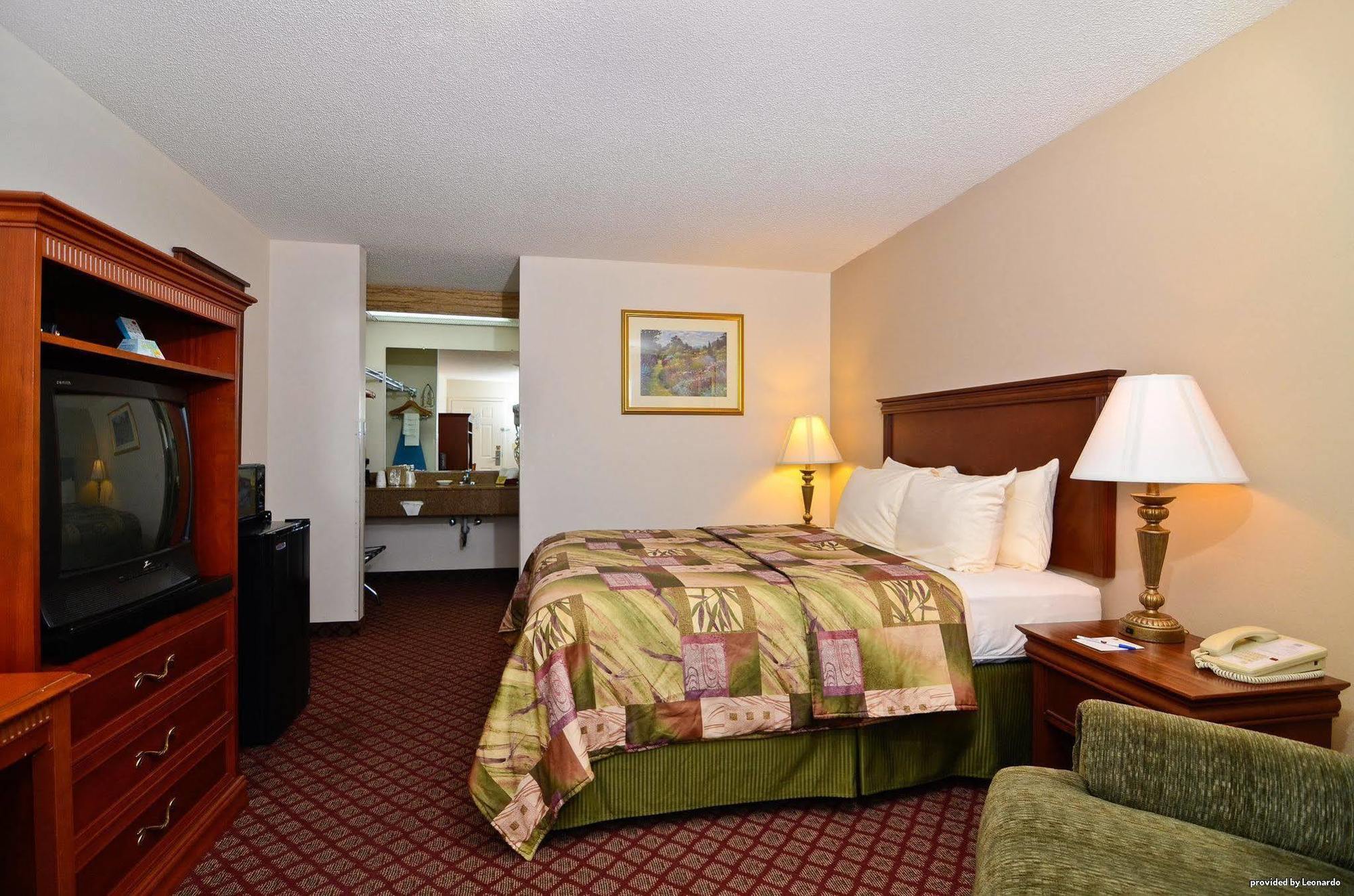 Econo Lodge Ripley Room photo